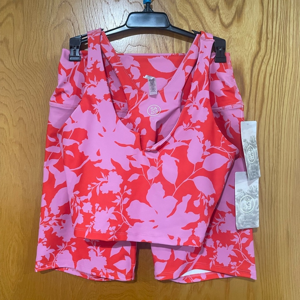 SAGE HOTHOUSE FLORAL LAVA workout set